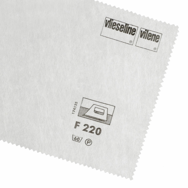 Vilene Interfacing, Iron On, Medium F220/304